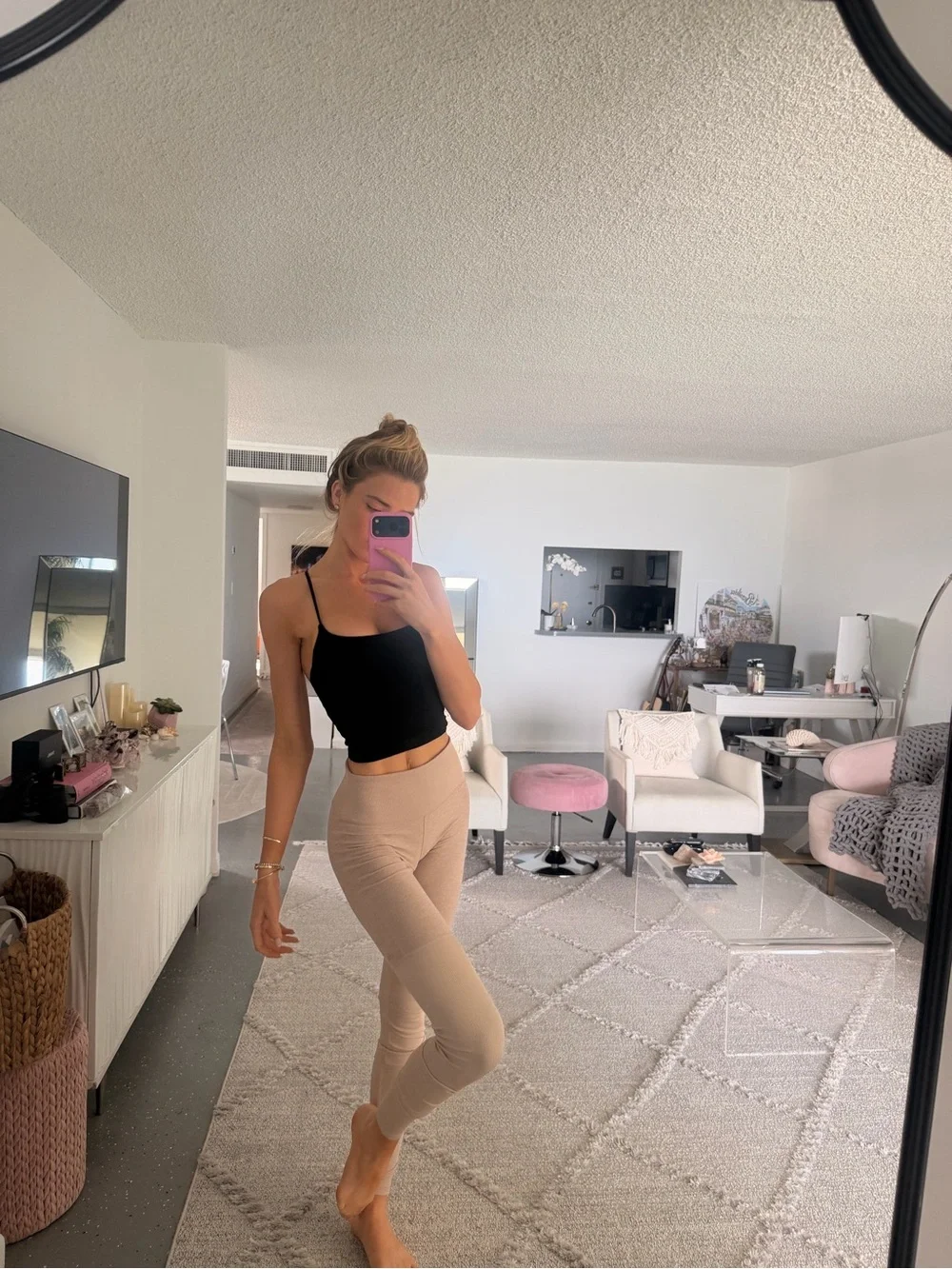 ALO Yoga Light Beige Ribbed Leggings